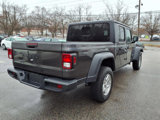 Used 2023 Jeep Gladiator Sport image 3