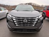 Used 2025 Nissan Rogue S image 2