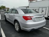 Used 2011 Chrysler 200 Touring image 4