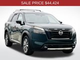 New 2025 Nissan Pathfinder SL w/ Black Appearance Package image 4