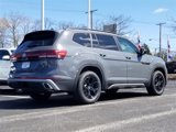 New 2025 Volkswagen Atlas Peak Edition SE image 3