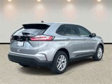 Certified 2024 Ford Edge SE image 5