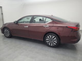 Used 2024 Nissan Altima 2.5 SV image 3