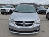 Used 2019 Dodge Grand Caravan SXT image 2