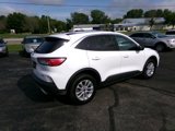 Used 2022 Ford Escape SE image 3