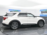 New 2025 Ford Explorer Platinum image 4
