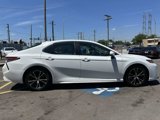Used 2020 Toyota Camry SE image 4