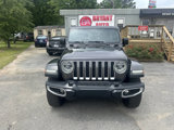 Used 2018 Jeep Wrangler Unlimited Sahara image 4