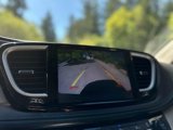 Used 2021 Chrysler Pacifica Touring image 5