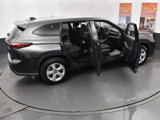 Used 2023 Toyota Highlander LE image 6