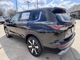 New 2025 Mitsubishi Outlander SE image 5