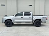 Used 2015 Toyota Tacoma TRD Pro image 2