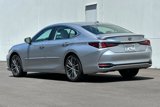 Used 2023 Lexus ES 300h w/ Premium Package image 6