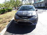 Used 2017 Chrysler Pacifica Touring-L image 4