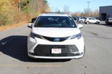 New 2025 Toyota Sienna Platinum image 4