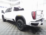 Used 2025 GMC Sierra 2500 AT4 w/ Technology Package image 5