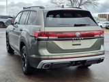 New 2025 Volkswagen Atlas Peak Edition SE image 4