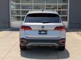 Used 2022 Volkswagen Taos SE image 5