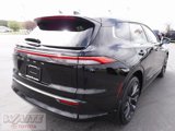 New 2025 Toyota Crown Signia image 2