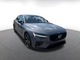 Used 2024 Volvo S60 B5 Core image 3