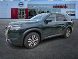 New 2025 Nissan Pathfinder SL image 3