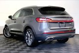 Used 2022 Lincoln Nautilus Reserve image 3