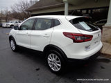 Used 2021 Nissan Rogue Sport S image 4