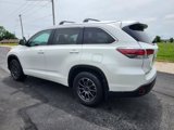Used 2016 Toyota Highlander XLE image 3
