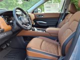 New 2025 Nissan Pathfinder Platinum image 5