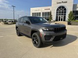 New 2025 Jeep Grand Cherokee Altitude image 2