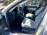Used 2021 Volkswagen Tiguan SE image 4