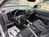 Used 2018 Mitsubishi Outlander 4WD Plug-In Hybrid image 4