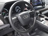 Used 2023 Toyota Sienna LE image 6