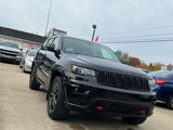 Used 2017 Jeep Grand Cherokee Trailhawk image 3