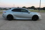 Used 2020 Toyota Camry SE image 6