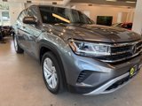 Used 2022 Volkswagen Atlas Cross Sport SE w/ Panoramic Sunroof Package image 2