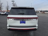 Used 2023 Lincoln Navigator Reserve image 6