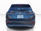 New 2025 Mitsubishi Outlander SE image 6