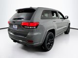 Used 2022 Jeep Grand Cherokee Laredo X image 5