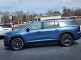 New 2025 Chevrolet Traverse LT w/ Sun and Wheel Package image 2