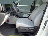 New 2025 Hyundai Kona SE image 3