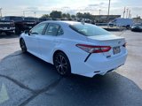 Used 2019 Toyota Camry SE image 5