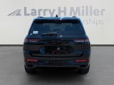 New 2025 Jeep Grand Cherokee Summit image 4