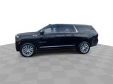 Used 2024 GMC Yukon XL Denali w/ Denali Reserve Package image 4