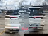 New 2025 Nissan Pathfinder Platinum image 5