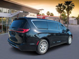 New 2026 Chrysler Pacifica Select image 3