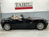 Used 2004 BMW Z4 2.5i image 2
