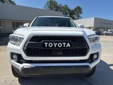 Used 2018 Toyota Tacoma SR5 image 3