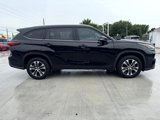 Used 2021 Toyota Highlander XLE image 5