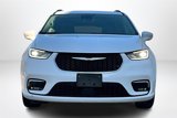 Used 2022 Chrysler Pacifica Touring-L image 2